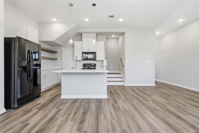 205 Clark Meadows Lane, Houston, TX 77076