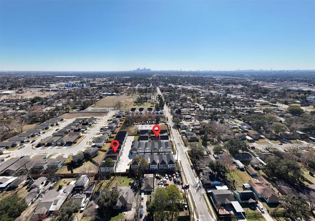 205 Clark Meadows Lane, Houston, TX 77076