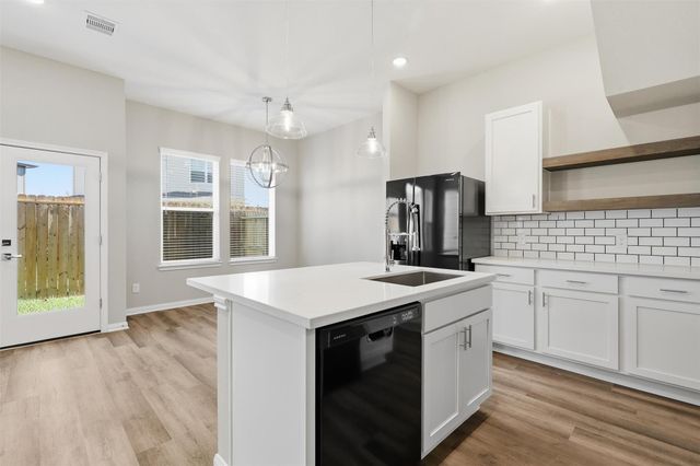 205 Clark Meadows Lane, Houston, TX 77076