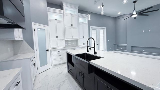 2803 Kingdom Drive, Weslaco, TX 78599