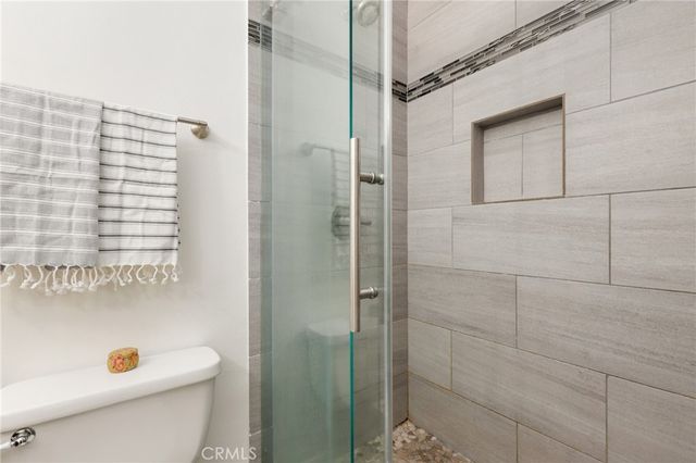 17926 Irvine Boulevard, Tustin, CA 92780