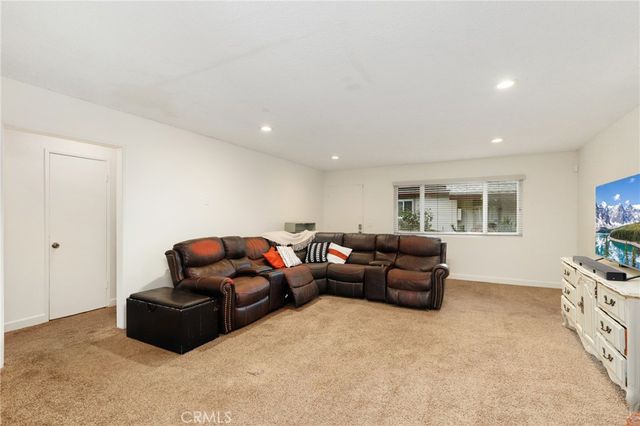 17926 Irvine Boulevard, Tustin, CA 92780