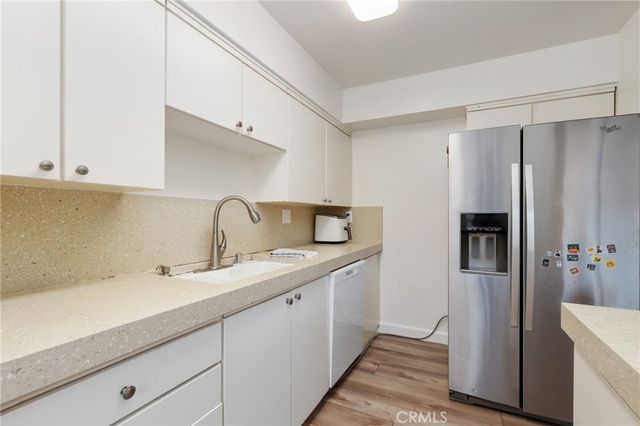 17926 Irvine Boulevard, Tustin, CA 92780