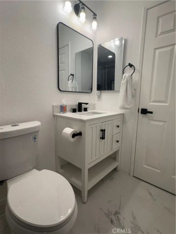 31 Waxwing Ln, Aliso Viejo, CA 92656