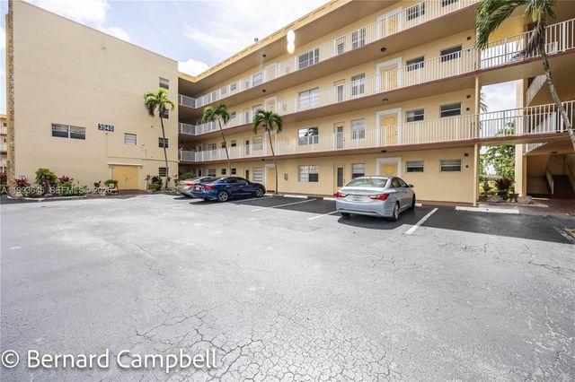 3940 NW 42nd Avenue 417, Lauderdale Lakes, FL 33319