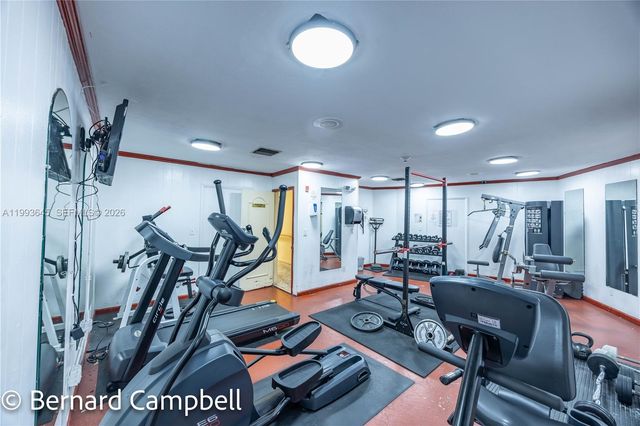 3940 NW 42nd Avenue 417, Lauderdale Lakes, FL 33319