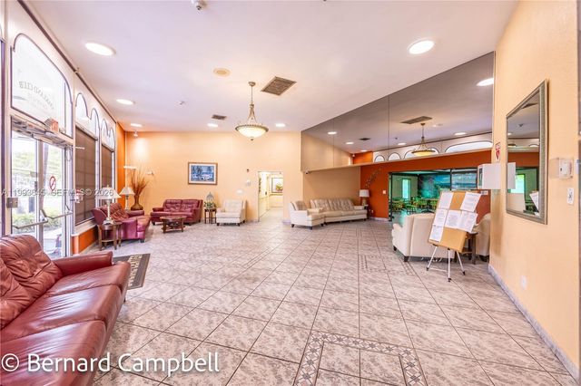 3940 NW 42nd Avenue 417, Lauderdale Lakes, FL 33319