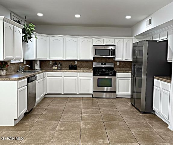 3721 TIERRA AURORA DRIVE Drive, El Paso, TX 79938