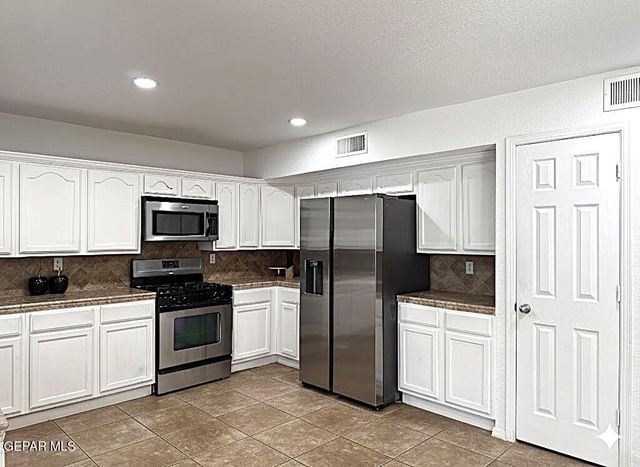 3721 TIERRA AURORA DRIVE Drive, El Paso, TX 79938