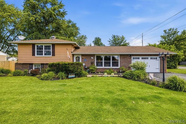 23 Eisenhower Drive, Lockport City, NY 14094