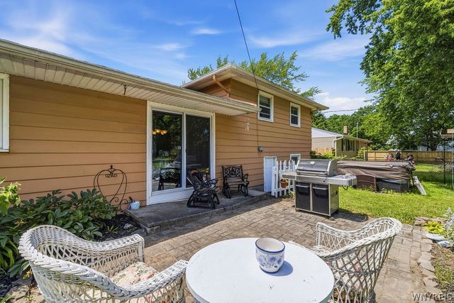 23 Eisenhower Drive, Lockport City, NY 14094