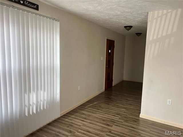 312 School Street, Wilsonville, IL 62093