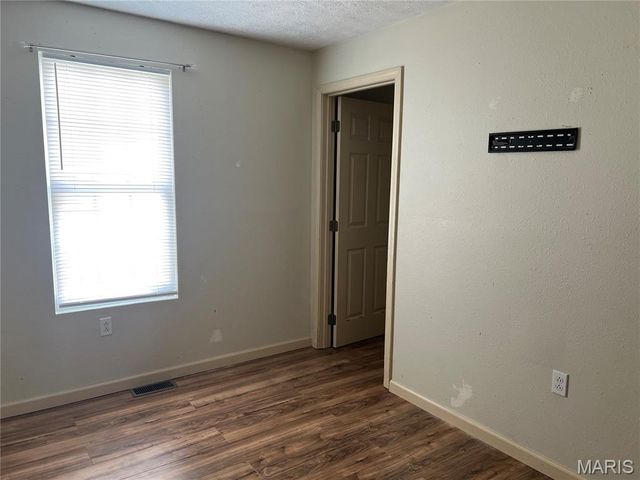 312 School Street, Wilsonville, IL 62093