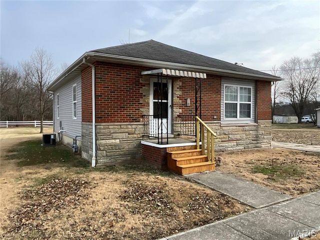 312 School Street, Wilsonville, IL 62093