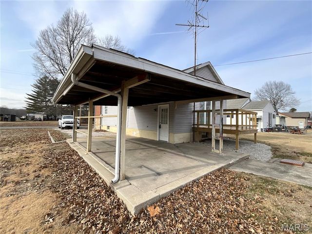 312 School Street, Wilsonville, IL 62093