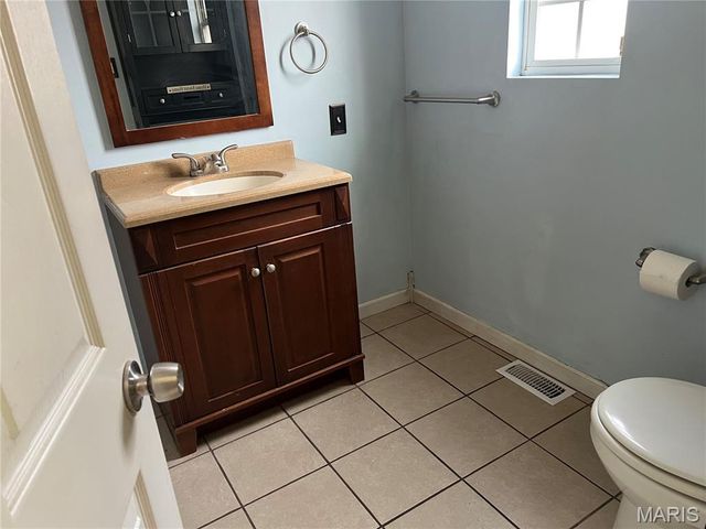 312 School Street, Wilsonville, IL 62093