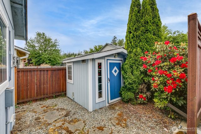 5733 129th Street NE, Marysville, WA 98271
