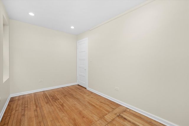 2631 S AVERS Avenue, Chicago, IL 60623