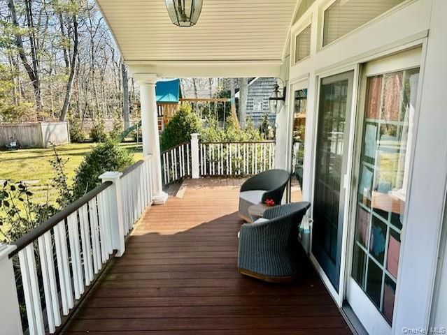 4 Tamarack Court, East Quogue, NY 11942