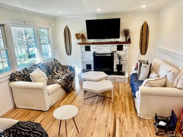 4 Tamarack Court, East Quogue, NY 11942