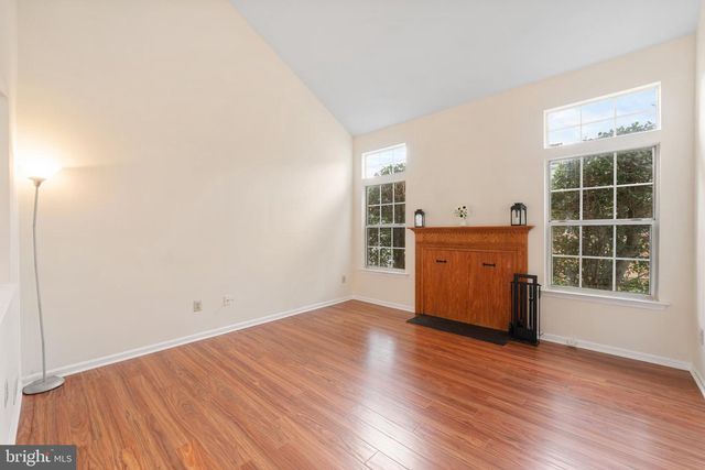 44 WESLEY LN, Burlington, NJ 08016