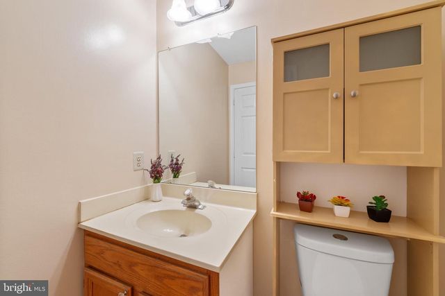 44 WESLEY LN, Burlington, NJ 08016