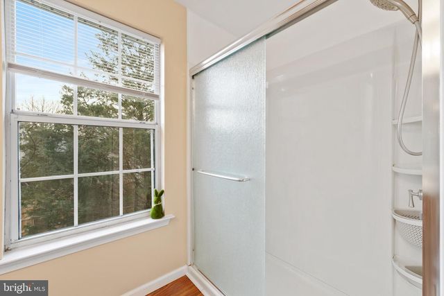 44 WESLEY LN, Burlington, NJ 08016