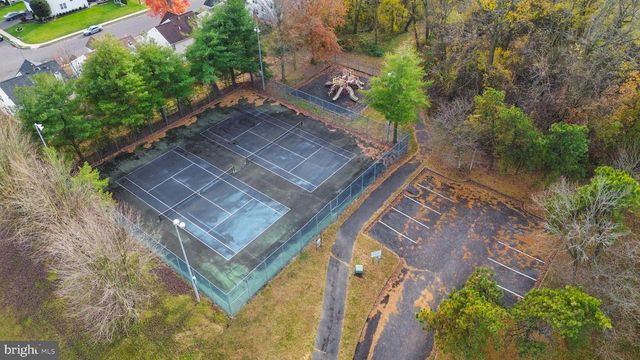 44 WESLEY LN, Burlington, NJ 08016