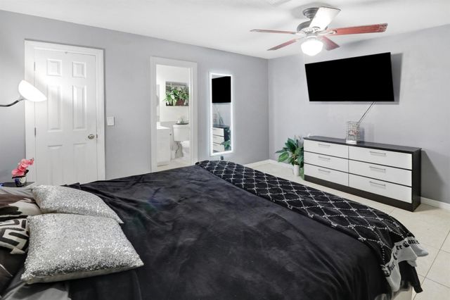 1904 Palmland Drive 3, Boynton Beach, FL 33436