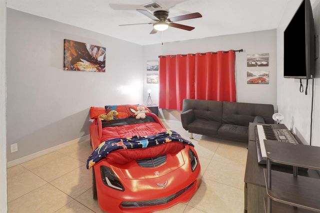 1904 Palmland Drive 3, Boynton Beach, FL 33436