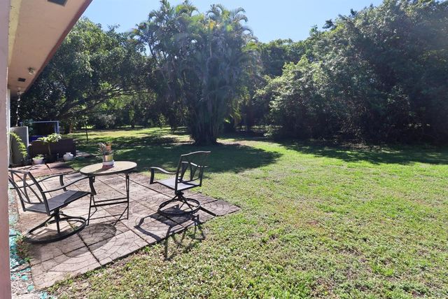 1904 Palmland Drive 3, Boynton Beach, FL 33436