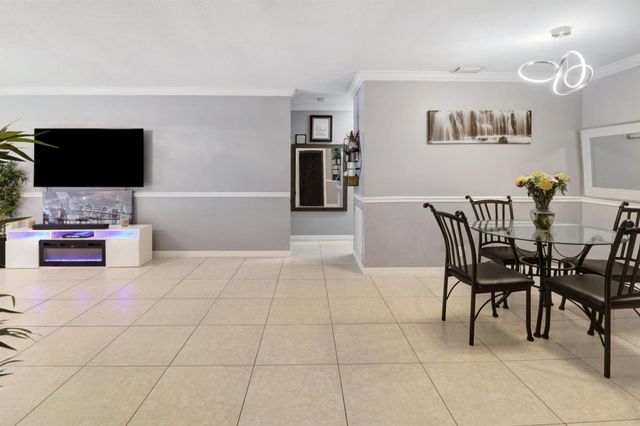 1904 Palmland Drive 3, Boynton Beach, FL 33436