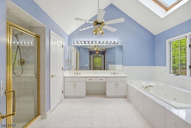 3 Lockwood Dr, Bridgewater Twp., NJ 08807