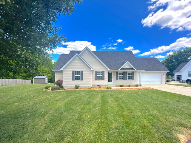 730 Everville Dr, Livingston, TN 38570
