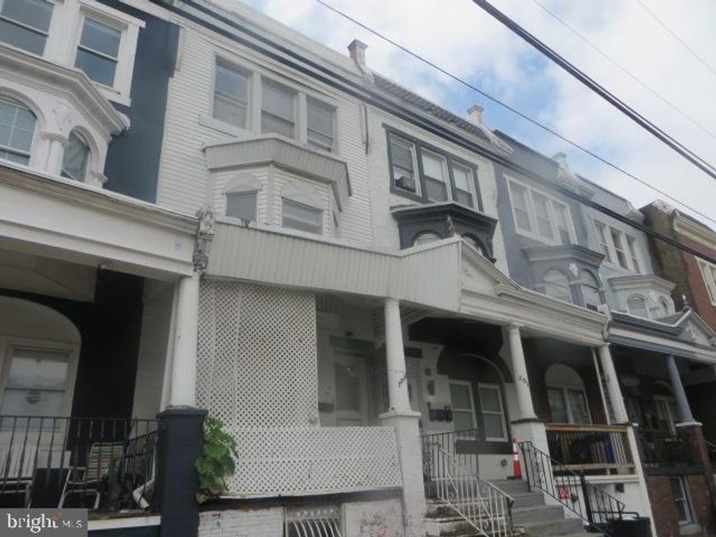 2930 W OXFORD ST, Philadelphia, PA 19121