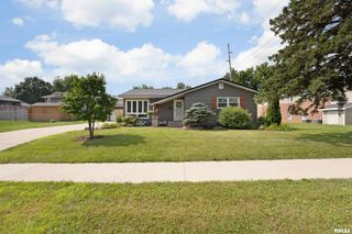 1217 7TH Street, De Witt, IA 52742
