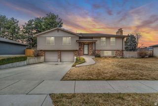 6264 S STEEPLE CHASE LN, Murray, UT 84121