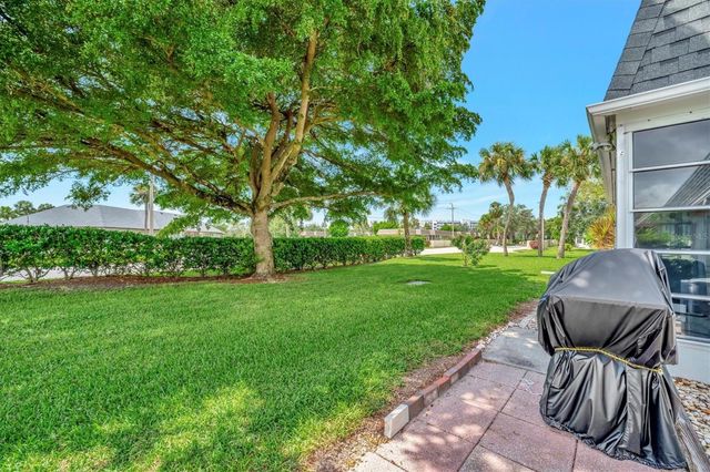 4105 35TH AVENUE W 3, Bradenton, FL 34205