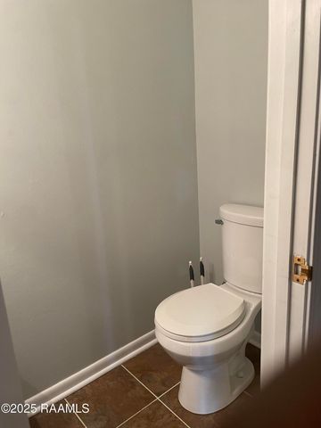 3500 E Simcoe Street 33, Lafayette, LA 70501