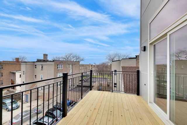 1244 N Kedzie Avenue 4, Chicago, IL 60651