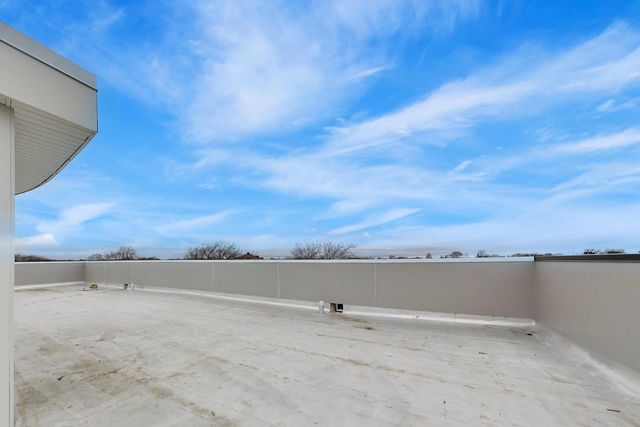 1244 N Kedzie Avenue 4, Chicago, IL 60651