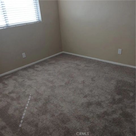 2433 West Acacia Avenue, Hemet, CA 92545