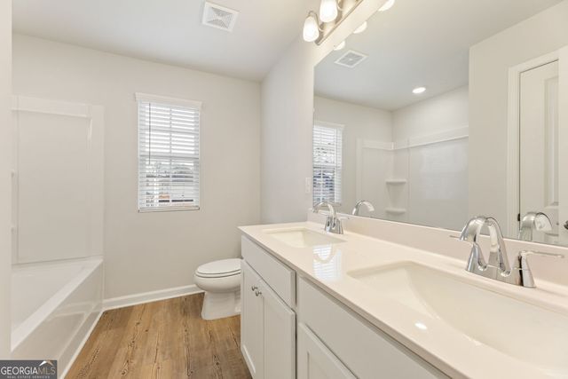 8039 Dickens Drive, Fairburn, GA 30213