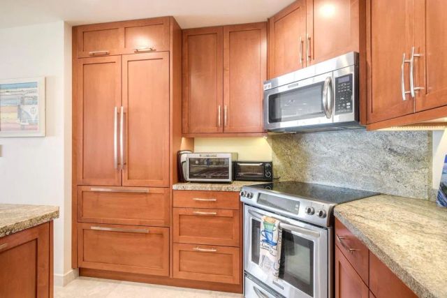 1200 N Harbor, Oceanside, CA 92054