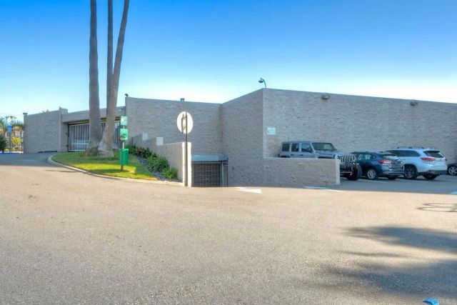 1200 N Harbor, Oceanside, CA 92054