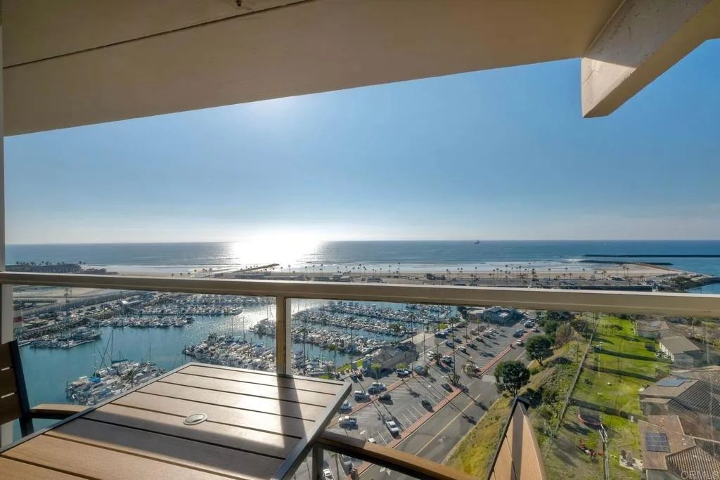 1200 N Harbor, Oceanside, CA 92054
