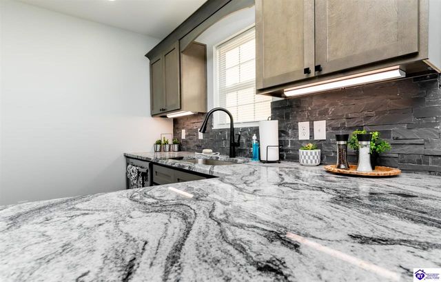 1306 Fleming Drive, Elizabethtown, KY 42701