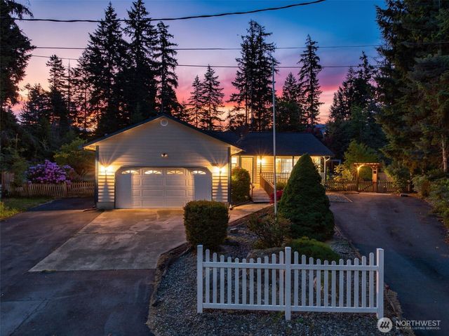 51 E Lambeth Way, Shelton, WA 98584