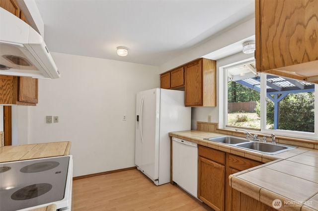 51 E Lambeth Way, Shelton, WA 98584