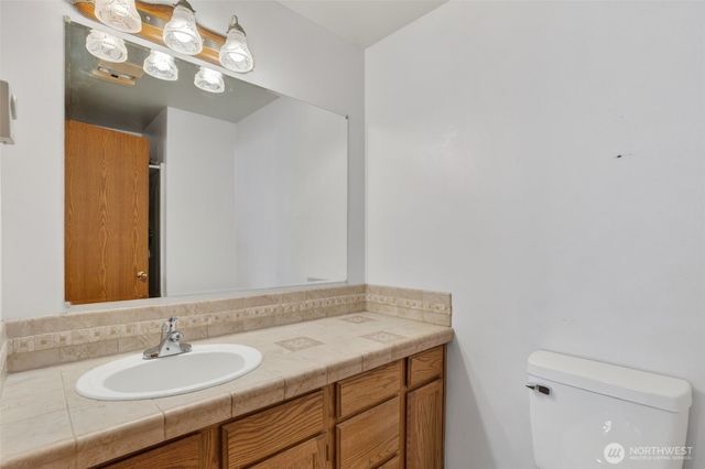 51 E Lambeth Way, Shelton, WA 98584